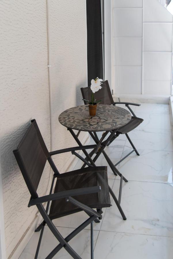 אתונה Medluxe Comfort Apartment מראה חיצוני תמונה